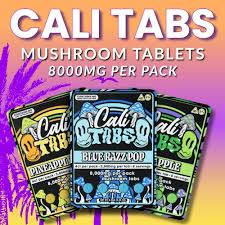 MMELT CALI MAGIC TABS 8,000mg PER PACK 4ct BLISTER (1pc) (MSRP: $29.99ea) (BLUE RAZZ POP)